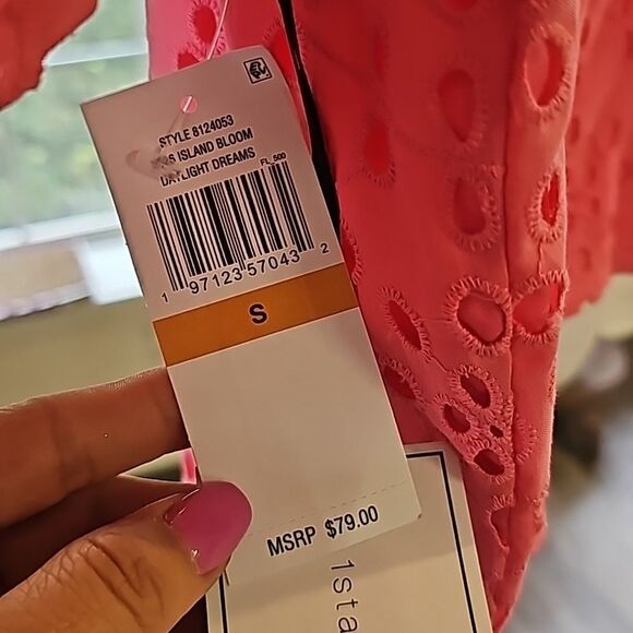 1. State Pink Eyelet Puff-Sleeve Square Neck Top Size Small, NWT - Picture 6 of 6